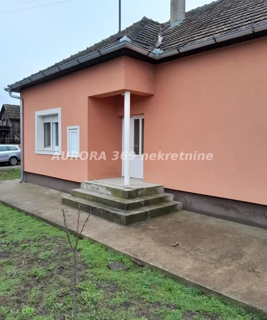 Prodaja, kuća, 132m², Budisava, Novi Sad Sve Podlokacije