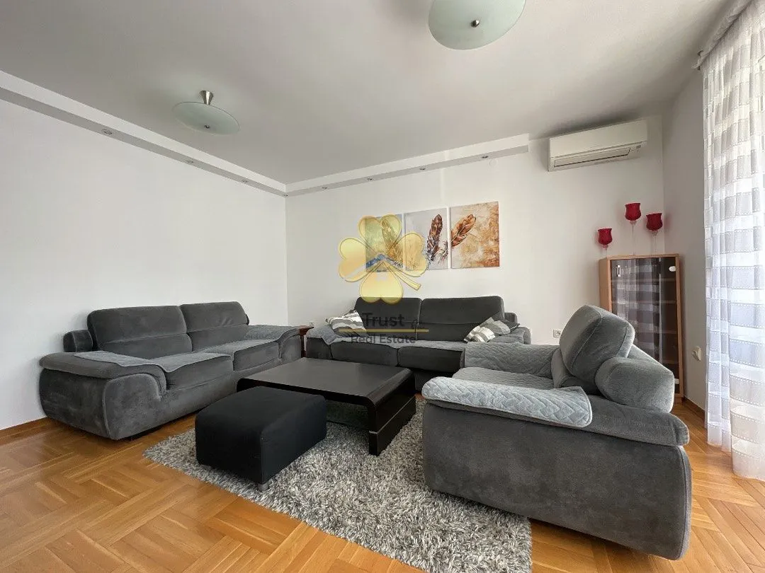 Rent, two bedroom apartment, 75m², Blok 9, Podgorica