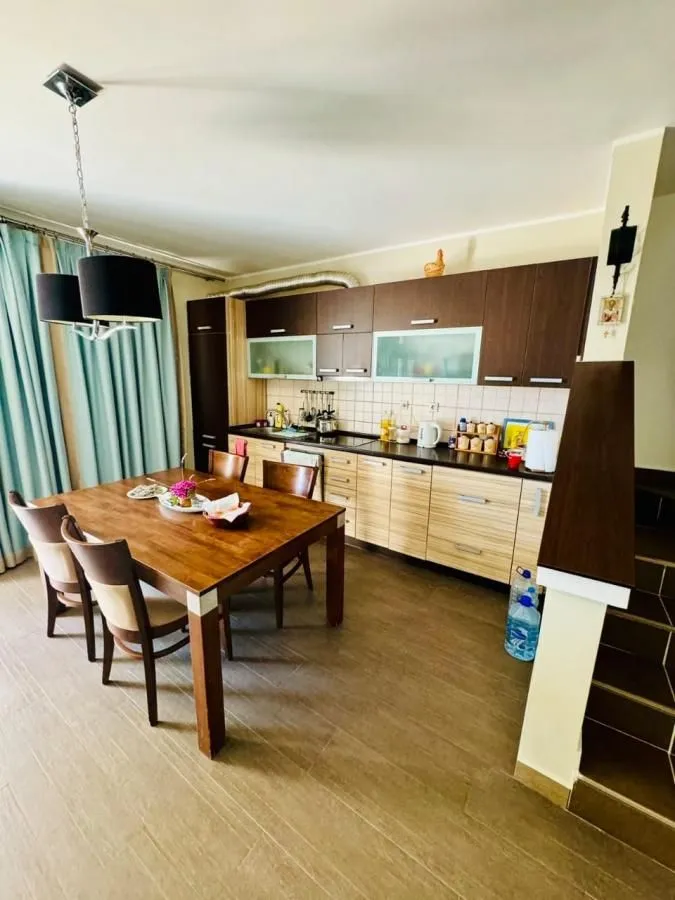 Sale, house, 290m², Bar, Crna Gora