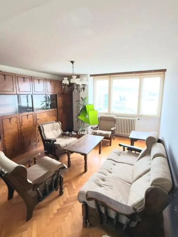 Prodaja, trosoban stan, 76m², Medijana, Niš