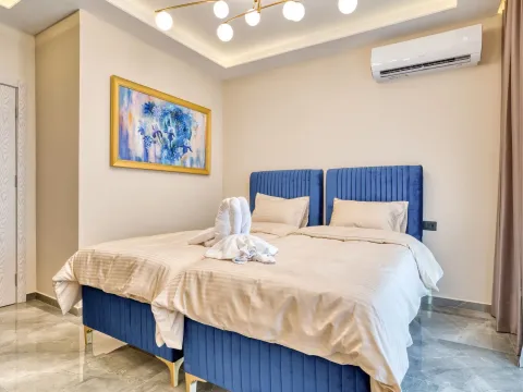 Izdavanje, kuća, 250m², Zagora, Kotor - image 22