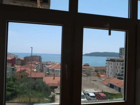 Sale, studio apartment, 30m², Rafailovići, Budva - image 1