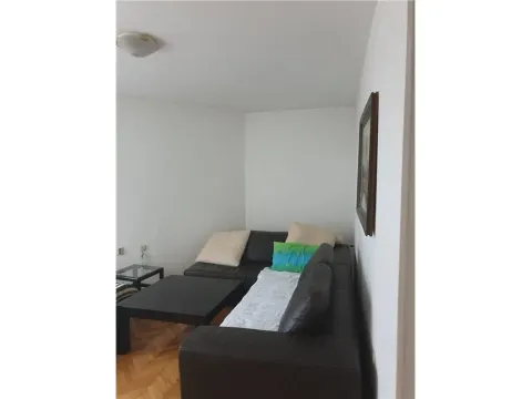 Izdavanje, dvosoban stan, 81m², Niš, Srbija - image 3