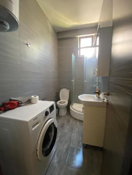 Prodaja, jednosoban stan, 33m², Zlatica, Podgorica