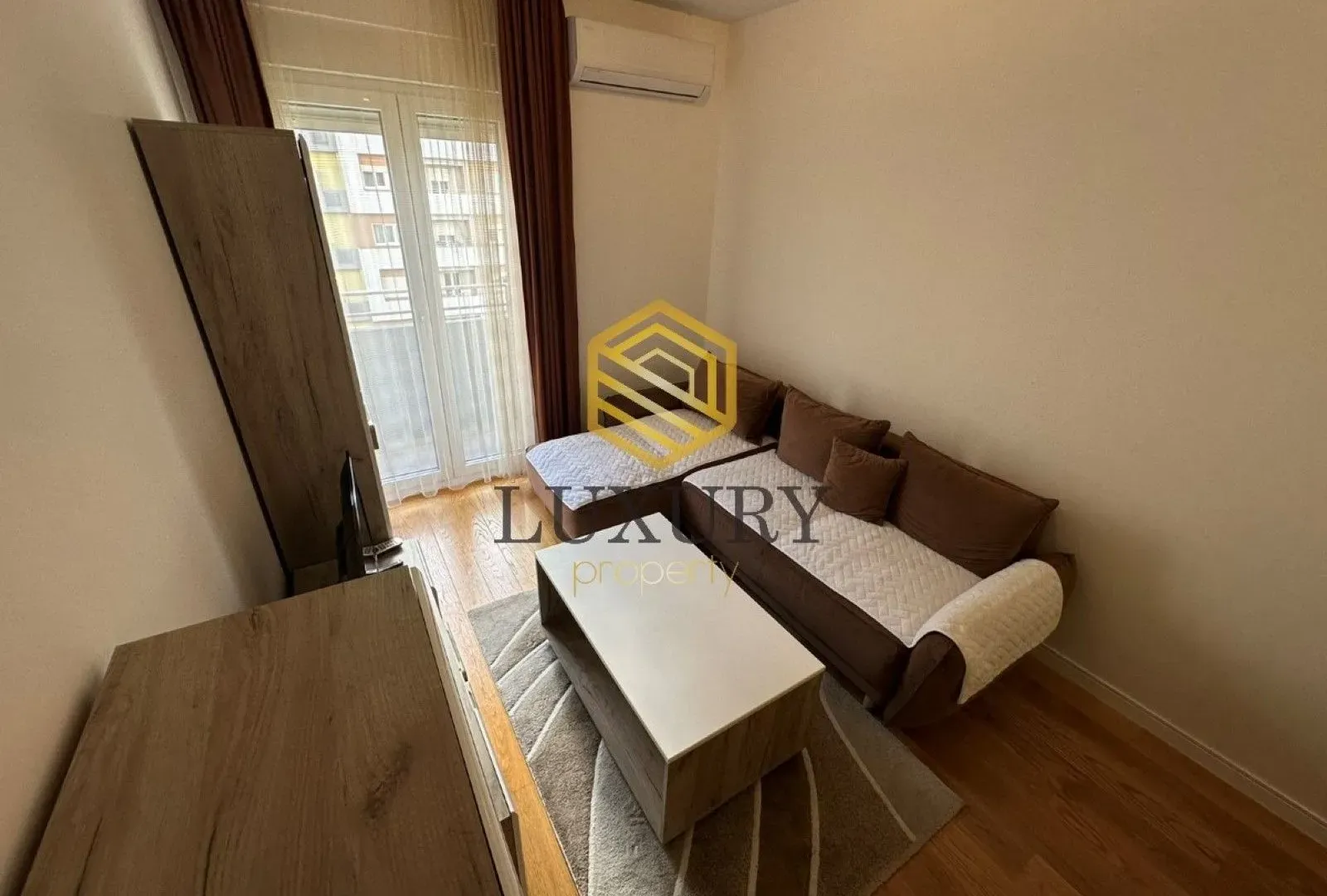 Rent, one bedroom apartment, 42m², Central Point, Podgorica