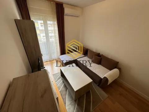 Izdavanje, jednosoban stan, 42m², Central Point, Podgorica - image 12