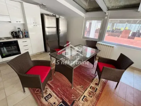 Izdavanje, stan, 170m², Savski Venac, Beograd - image 28