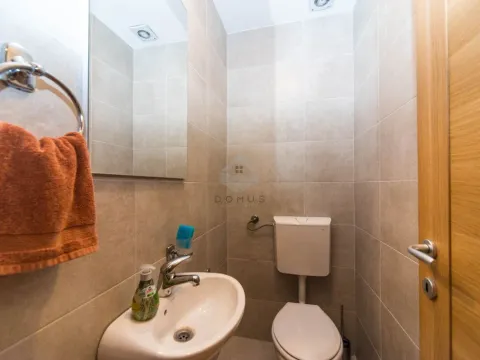 Sale, two bedroom apartment, 69m², Stari Aerodrom, Podgorica - image 6