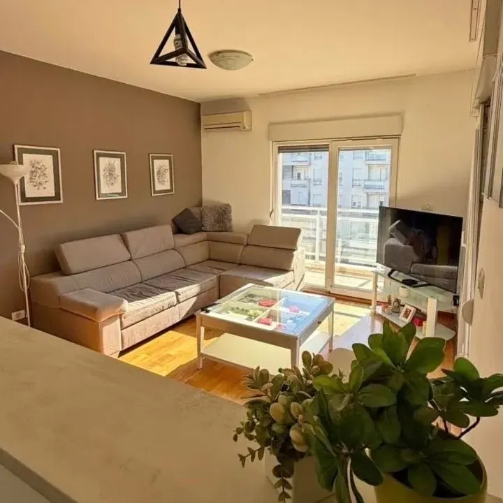 Rent, two bedroom apartment, 70m², City Kvart, Podgorica