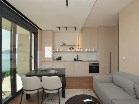 Prodaja, dvosoban stan, 61m², Njivice, Herceg Novi - image 5