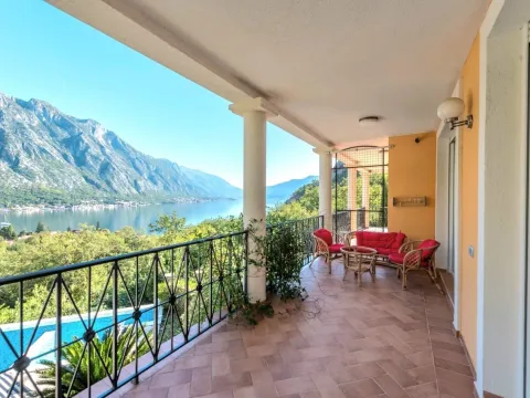 Prodaja, kuća, 148m², Orahovac, Kotor - image 3