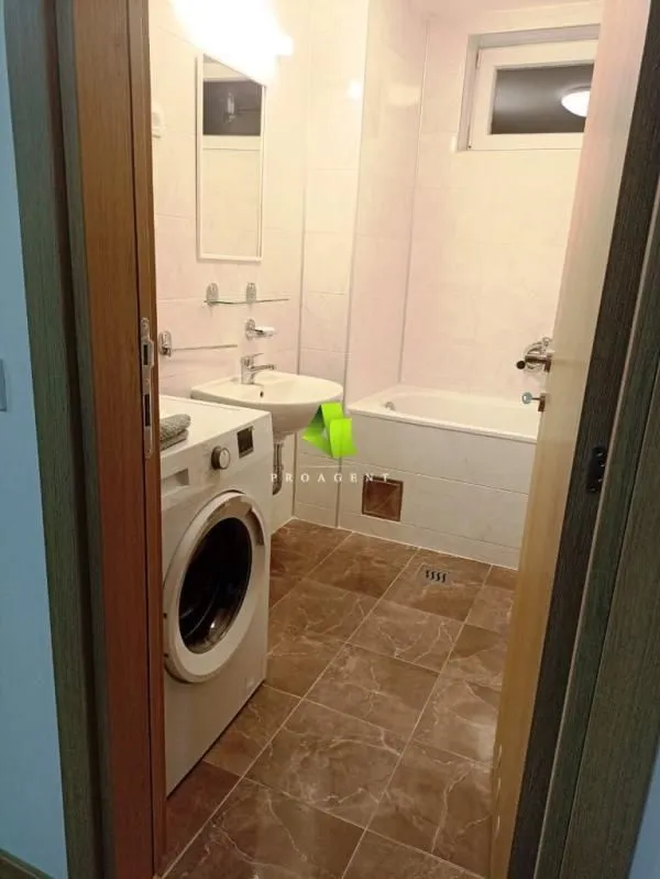 Izdavanje, dvosoban stan, 67m², Medijana, Niš