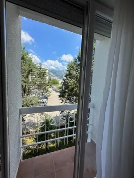Rent, two bedroom apartment, 83m², Makedonsko naselje, Bar - image 10