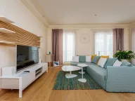 Izdavanje, dvosoban stan, 134m², Porto Montenegro, Tivat - image 8