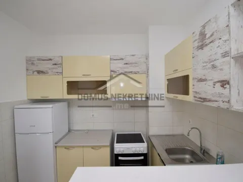 Izdavanje, jednosoban stan, 47m², Tuški Put, Podgorica - image 6