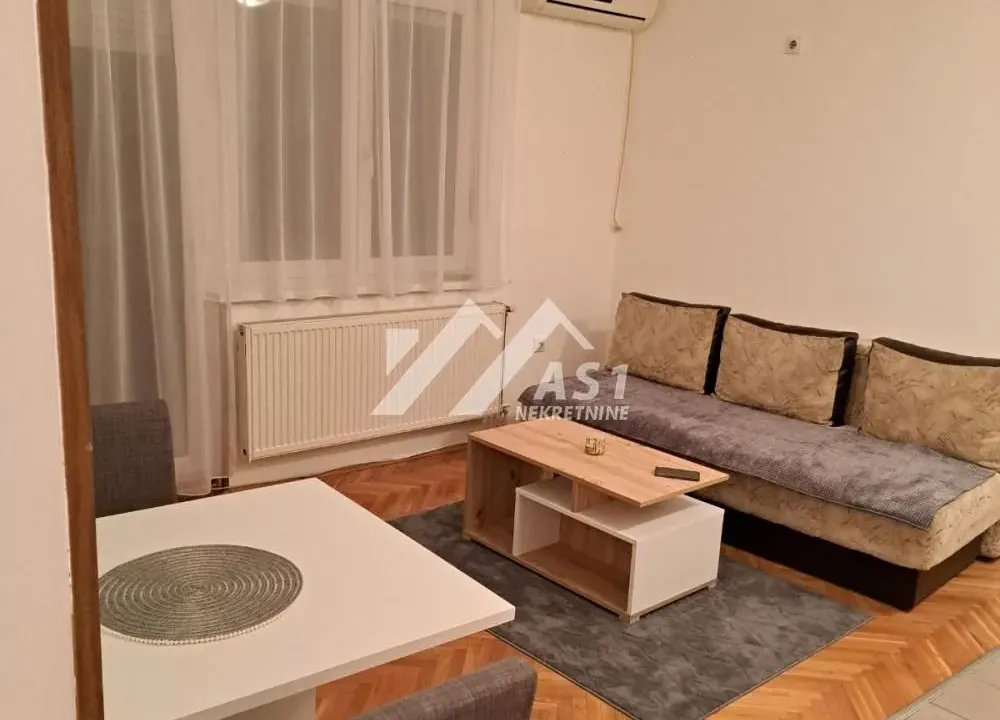 Izdavanje, dvosoban stan, 43m², Grbavica, Novi Sad Sve Podlokacije
