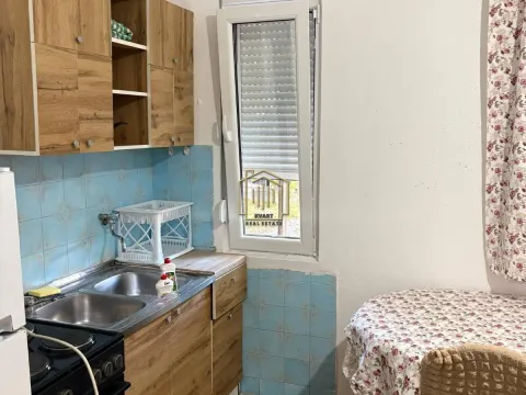Rent, two bedroom apartment, 70m², Stari Aerodrom, Podgorica - image 2