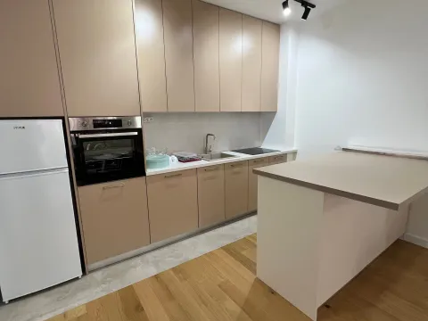 Rent, one bedroom apartment, 55m², Centar, Bar - image 5