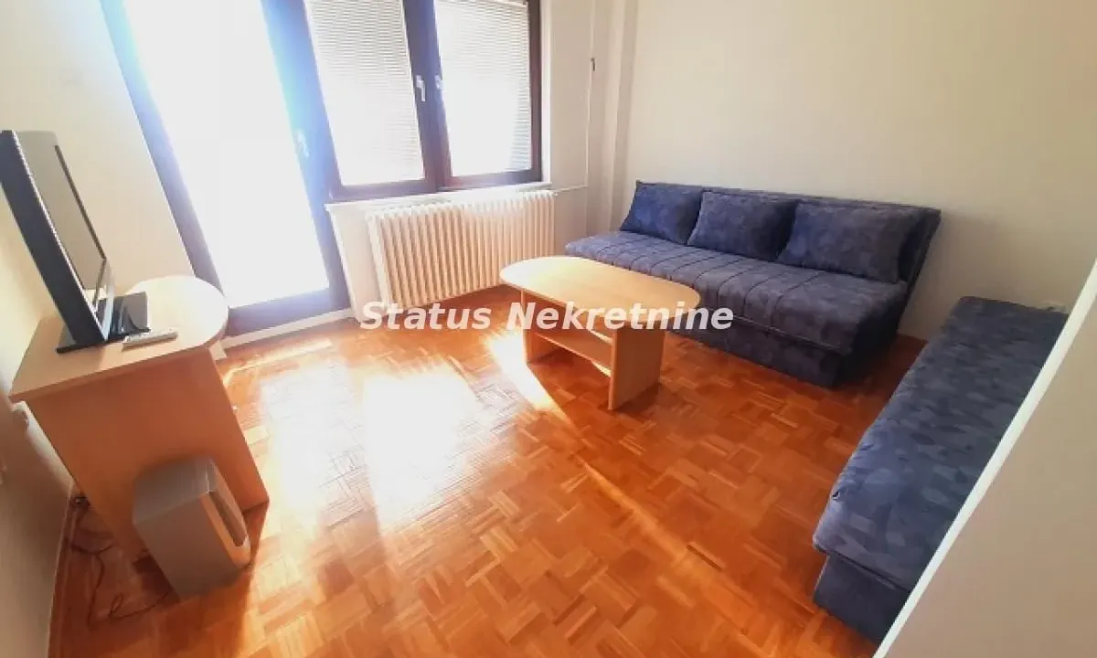 Izdavanje, garsonjera, 33m², Novo naselje, Novi Sad