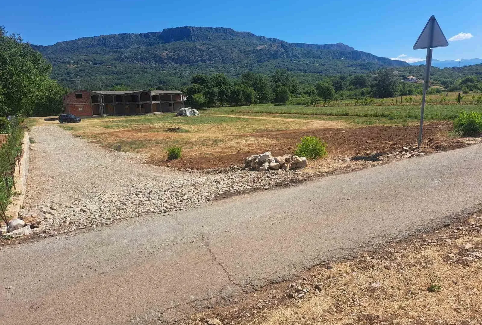 Prodaja, plac, 500m², Pričelje, Podgorica