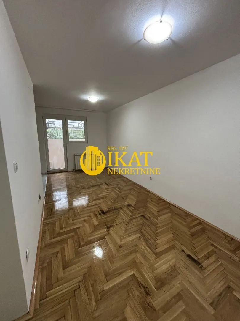 Izdavanje, dvosoban stan, 52m², Zvezdara Sve Podlokacije, Beograd