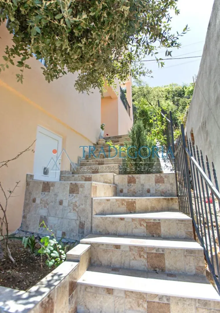 Prodaja, kuća, 250m², Utjeha, Ulcinj