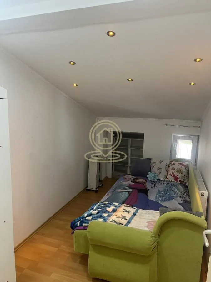 Izdavanje, trosoban stan, 80m², Detelinara, Novi Sad Sve Podlokacije
