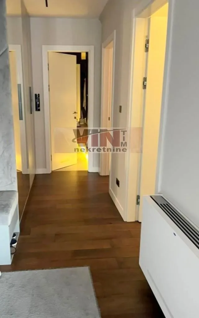 Sale, four bedroom apartment, 148m², Stari Grad, Beograd