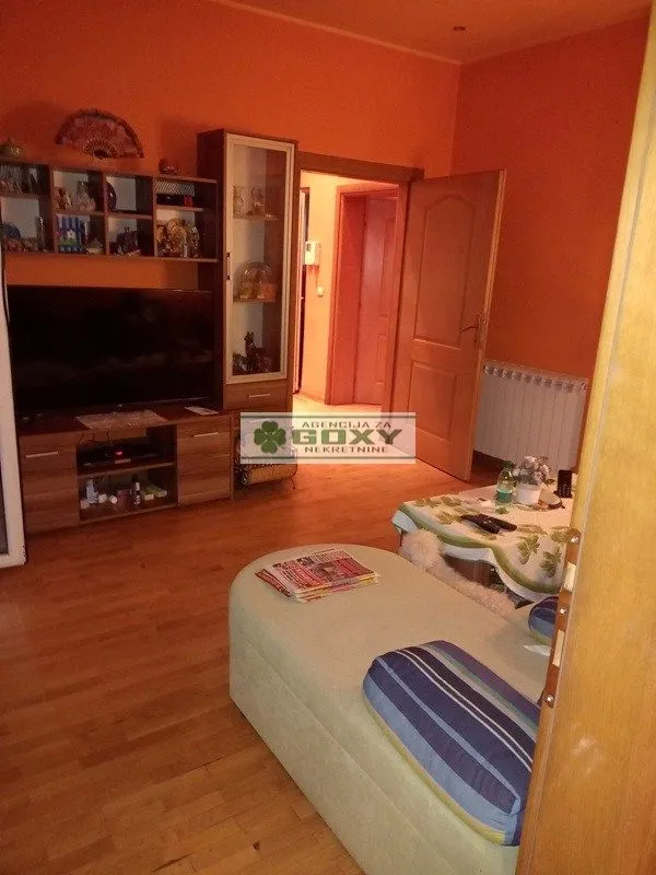 Prodaja, trosoban stan, 85m², Vračar Centar, Vračar Sve Podlokacije