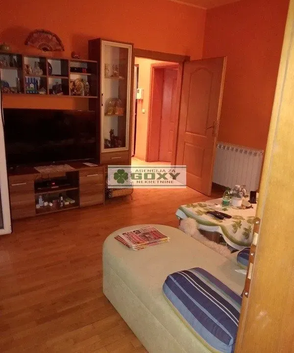 Prodaja, trosoban stan, 85m², Vračar Centar, Vračar Sve Podlokacije