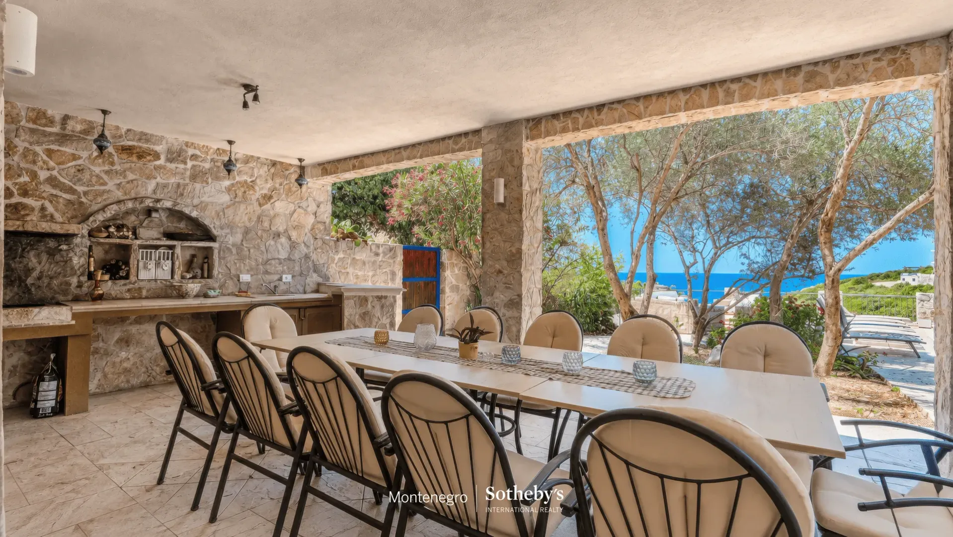 Prodaja, kuća, 241m², Herceg Novi, Crna Gora