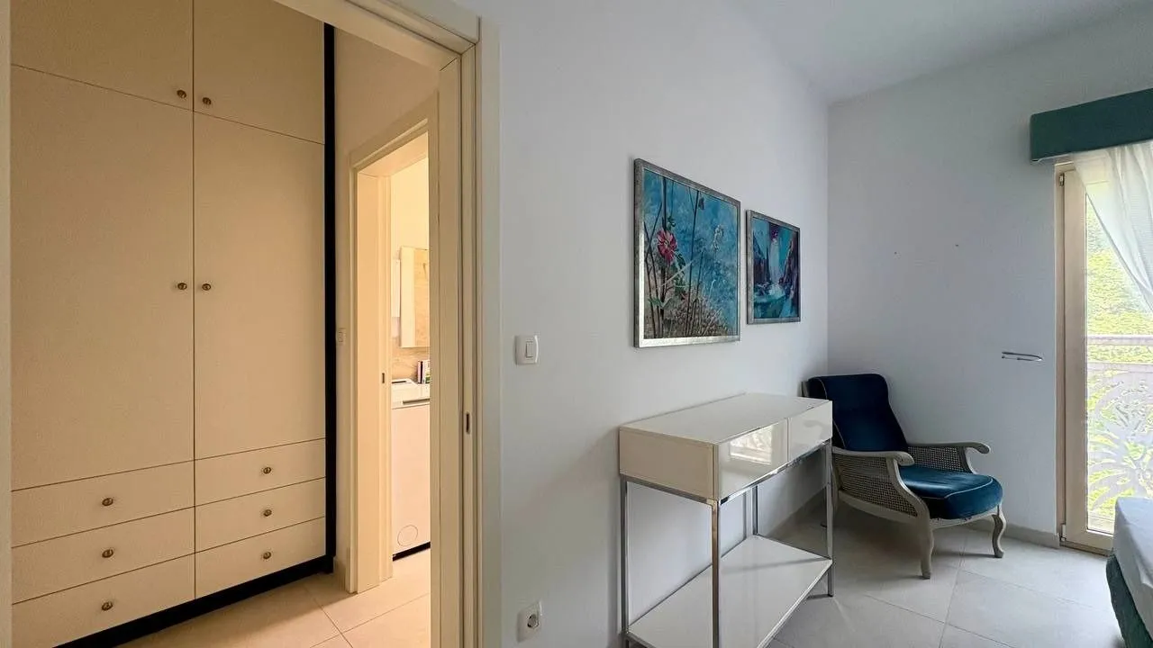 Rent, two bedroom apartment, 100m², Tivat, Crna Gora