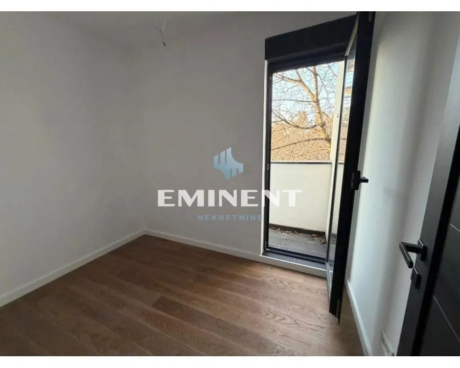 Sale, apartment, 61m², Cvetkova Pijaca, Zvezdara Sve Podlokacije