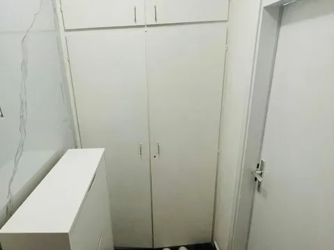 Izdavanje, garsonjera, 30m², Preko Morače, Podgorica - image 4