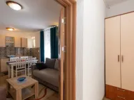 Rent, one bedroom apartment, 50m², Topla, Herceg Novi - image 12