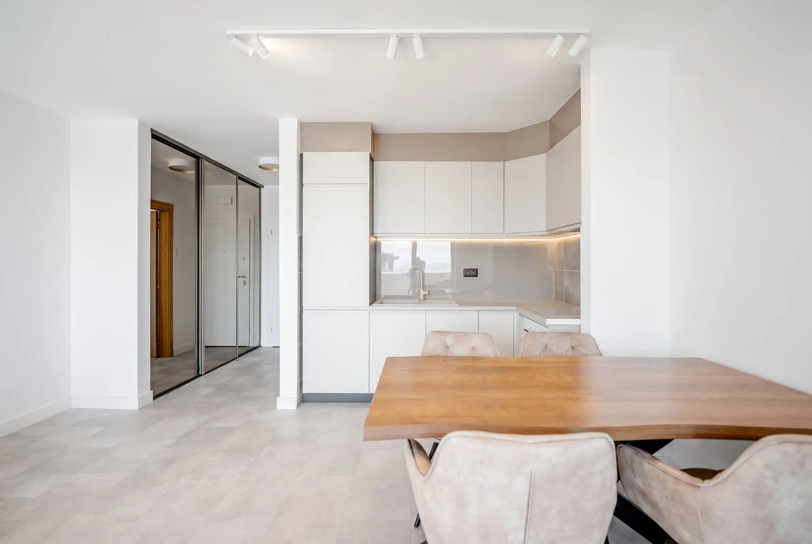 Sale, two bedroom apartment, 45m², Sveti Stefan, Budva