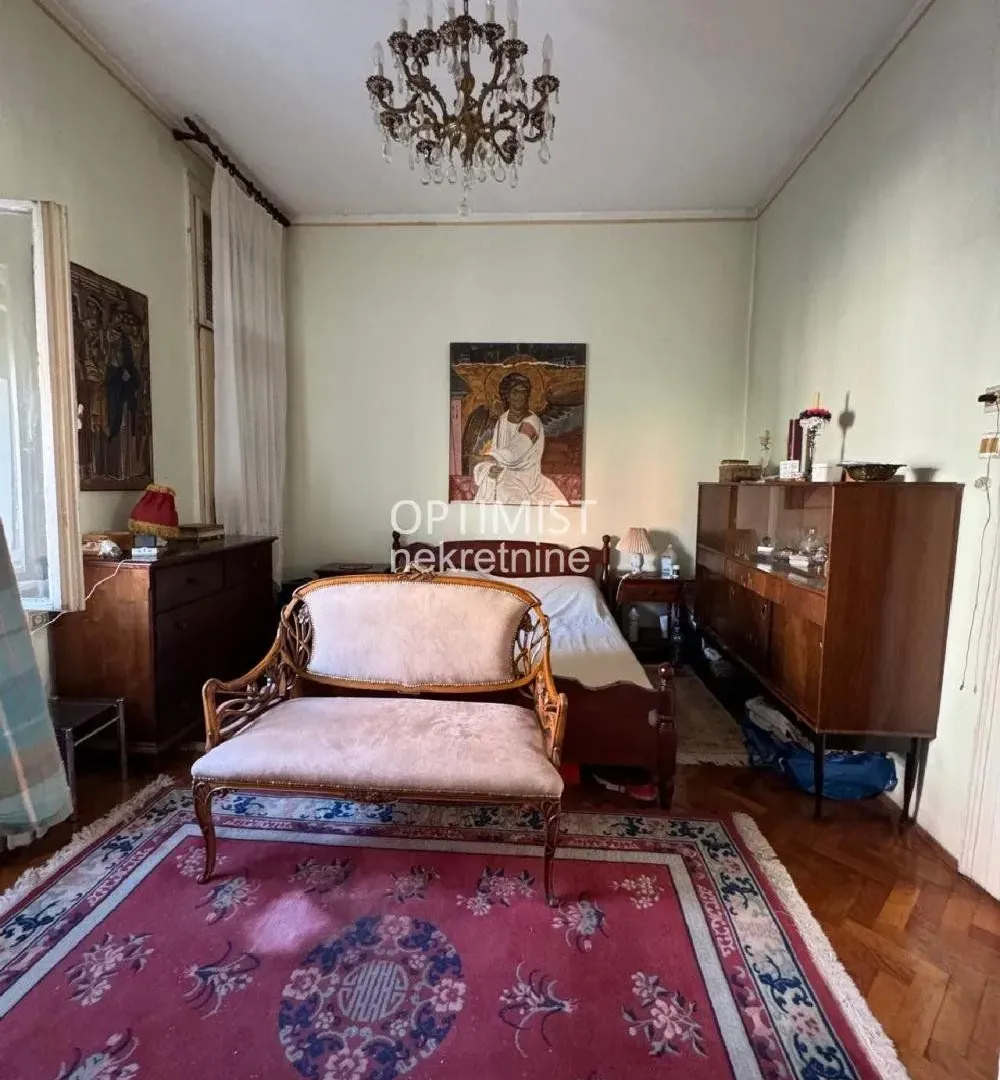 Sale, three bedroom apartment, 110m², Slavija, Vračar Sve Podlokacije