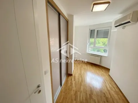 Izdavanje, trosoban stan, 58m², Zvezdara Sve Podlokacije, Beograd - image 15
