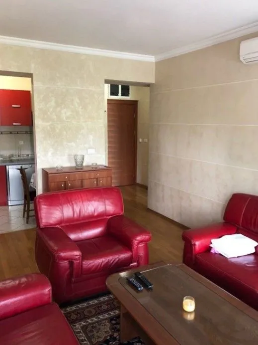 Izdavanje, jednosoban stan, 50m², Centar, Podgorica