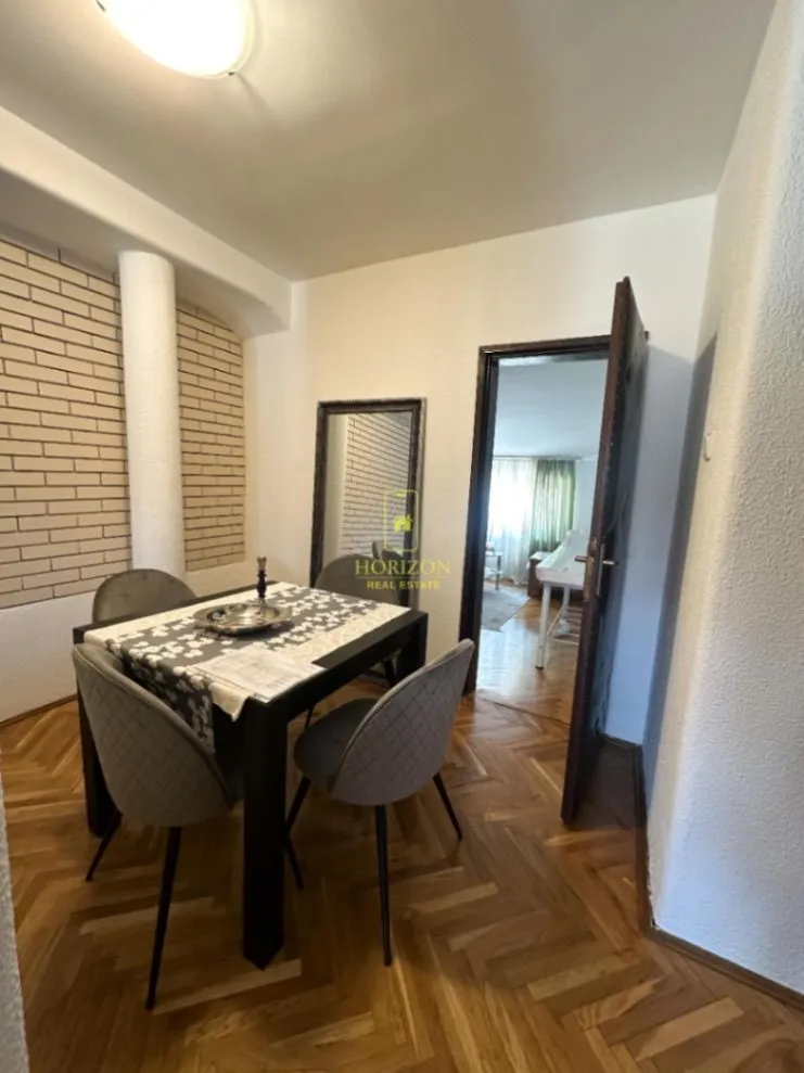 Prodaja, dvosoban stan, 75m², Centar, Podgorica