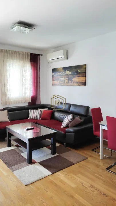 Izdavanje, jednosoban stan, 60m², City Kvart, Podgorica