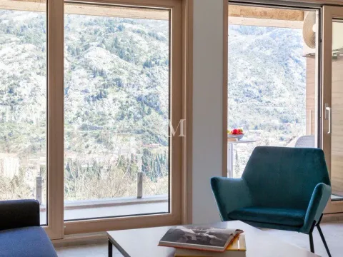 Rent, one bedroom apartment, 73m², Škaljari, Kotor - image 5