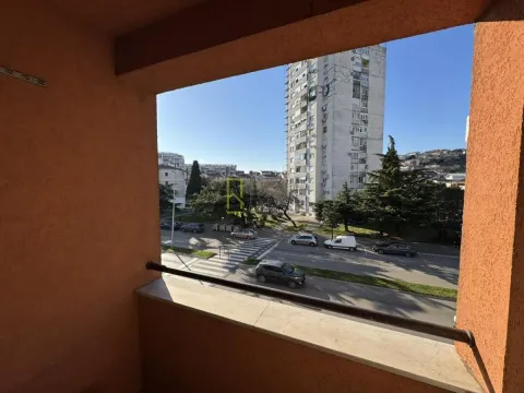 Rent, two bedroom apartment, 72m², Preko Morače, Podgorica