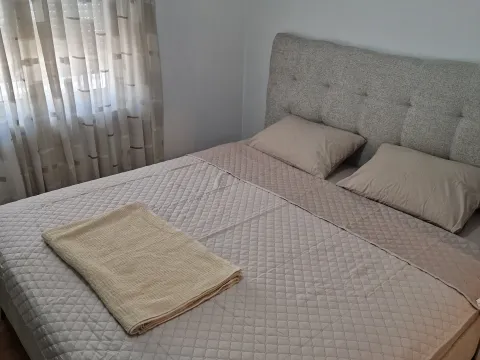 Izdavanje, dvosoban stan, 60m², Zabjelo, Podgorica - image 4