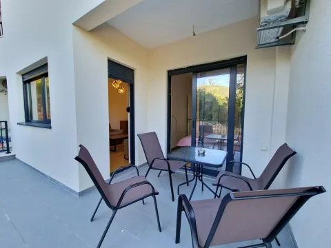 Izdavanje, jednosoban stan, 42m², Bečići, Budva - image 3