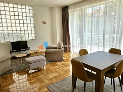 Izdavanje, trosoban stan, 76m², Vračar Sve Podlokacije, Beograd - image 3
