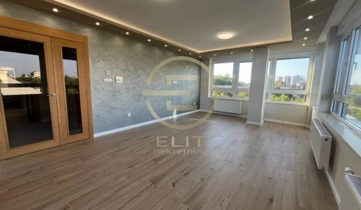 Rent, office space, 101m², Novi Sad Sve Podlokacije, Novi Sad