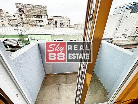 Prodaja, trosoban stan, 76m², Kalenić Pijaca, Vračar Sve Podlokacije - image 17