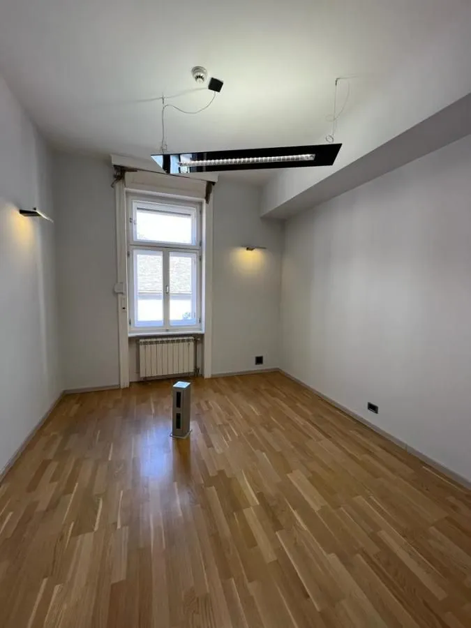 Rent, office space, 360m², Centar, Novi Sad