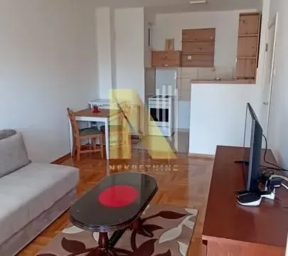 Izdavanje, jednosoban stan, 39m², Bulevar Oslobodjenja, Novi Sad Sve Podlokacije - image 2